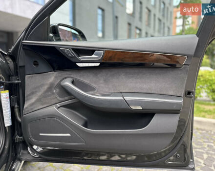 Черный Ауди А8, объемом двигателя 3 л и пробегом 180 тыс. км за 21500 $, фото 81 на Automoto.ua