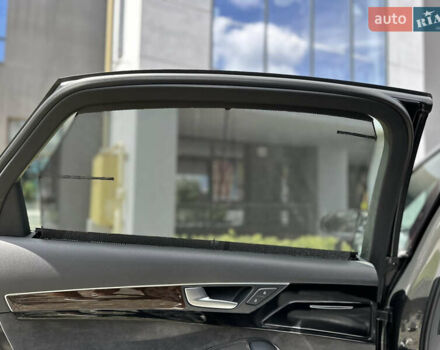 Черный Ауди А8, объемом двигателя 3 л и пробегом 180 тыс. км за 21500 $, фото 65 на Automoto.ua