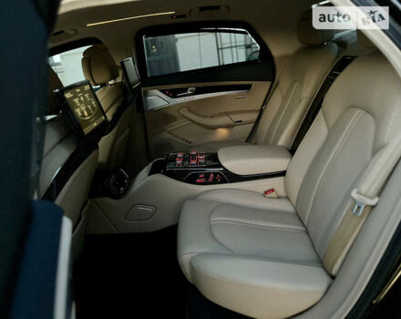 Чорний Ауді A8, об'ємом двигуна 3.99 л та пробігом 163 тис. км за 165000 $, фото 40 на Automoto.ua