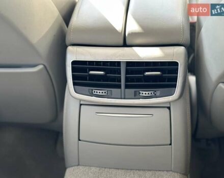 Чорний Ауді A8, об'ємом двигуна 4.13 л та пробігом 263 тис. км за 33500 $, фото 45 на Automoto.ua