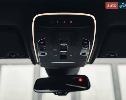 Чорний Ауді A8, об'ємом двигуна 3 л та пробігом 274 тис. км за 18700 $, фото 68 на Automoto.ua