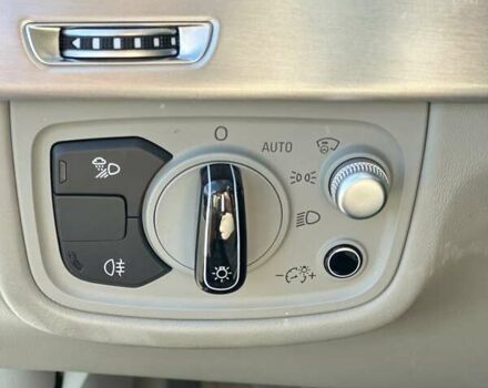 Чорний Ауді A8, об'ємом двигуна 4.13 л та пробігом 263 тис. км за 33500 $, фото 59 на Automoto.ua