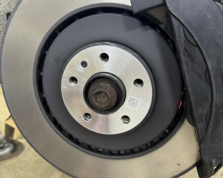 Черный Ауди А8, объемом двигателя 3.99 л и пробегом 187 тыс. км за 33000 $, фото 29 на Automoto.ua