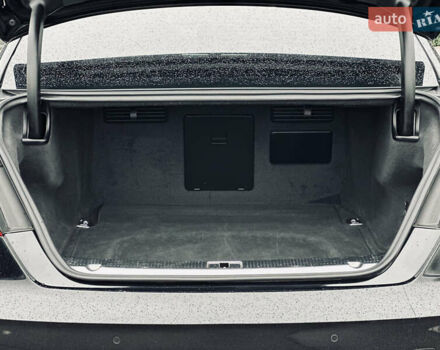 Чорний Ауді A8, об'ємом двигуна 3 л та пробігом 274 тис. км за 18700 $, фото 13 на Automoto.ua