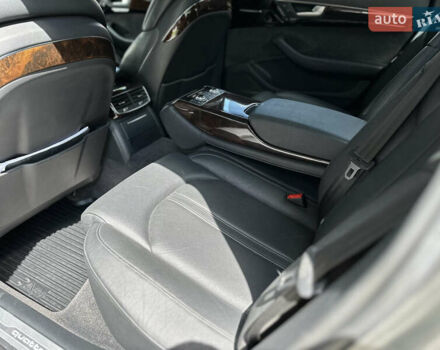 Черный Ауди А8, объемом двигателя 3 л и пробегом 180 тыс. км за 21500 $, фото 68 на Automoto.ua
