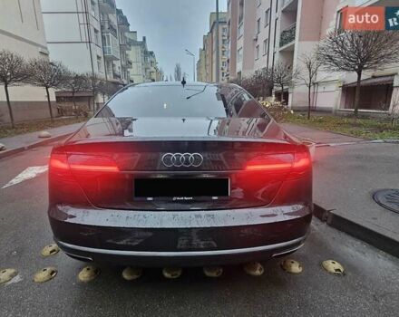 Чорний Ауді A8, об'ємом двигуна 4.2 л та пробігом 220 тис. км за 31000 $, фото 5 на Automoto.ua