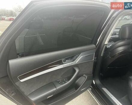 Черный Ауди А8, объемом двигателя 4.13 л и пробегом 150 тыс. км за 47000 $, фото 17 на Automoto.ua