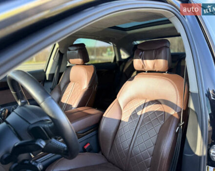 Черный Ауди А8, объемом двигателя 3.99 л и пробегом 174 тыс. км за 30000 $, фото 10 на Automoto.ua