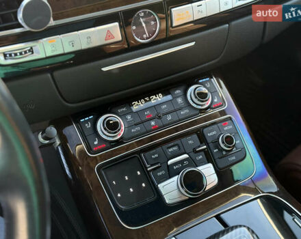 Черный Ауди А8, объемом двигателя 3.99 л и пробегом 174 тыс. км за 30000 $, фото 20 на Automoto.ua