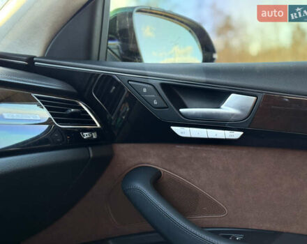 Черный Ауди А8, объемом двигателя 3.99 л и пробегом 174 тыс. км за 30000 $, фото 23 на Automoto.ua