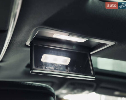 Чорний Ауді A8, об'ємом двигуна 3 л та пробігом 274 тис. км за 18700 $, фото 42 на Automoto.ua