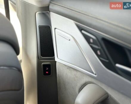Чорний Ауді A8, об'ємом двигуна 4.13 л та пробігом 263 тис. км за 33500 $, фото 44 на Automoto.ua