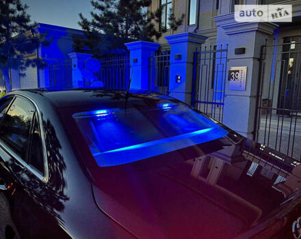 Черный Ауди А8, объемом двигателя 3.99 л и пробегом 163 тыс. км за 165000 $, фото 24 на Automoto.ua