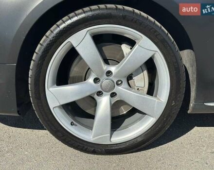 Чорний Ауді A8, об'ємом двигуна 4.13 л та пробігом 263 тис. км за 33500 $, фото 17 на Automoto.ua