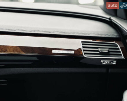Чорний Ауді A8, об'ємом двигуна 3 л та пробігом 274 тис. км за 18700 $, фото 72 на Automoto.ua