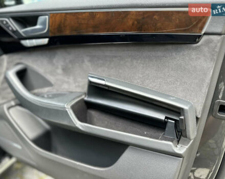 Черный Ауди А8, объемом двигателя 3 л и пробегом 180 тыс. км за 21500 $, фото 82 на Automoto.ua