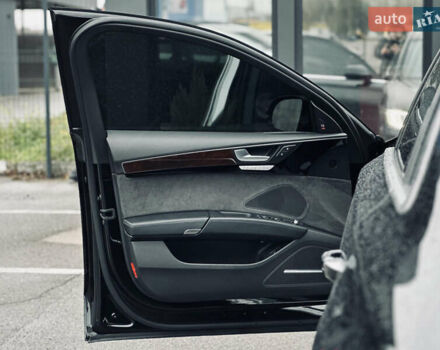 Чорний Ауді A8, об'ємом двигуна 3 л та пробігом 274 тис. км за 18700 $, фото 30 на Automoto.ua