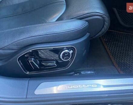 Черный Ауди А8, объемом двигателя 3.99 л и пробегом 170 тыс. км за 25000 $, фото 27 на Automoto.ua