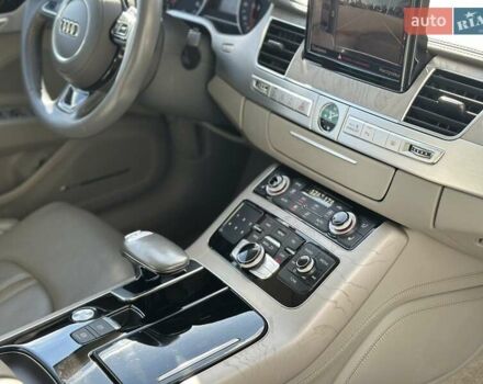 Чорний Ауді A8, об'ємом двигуна 4.13 л та пробігом 263 тис. км за 33500 $, фото 35 на Automoto.ua