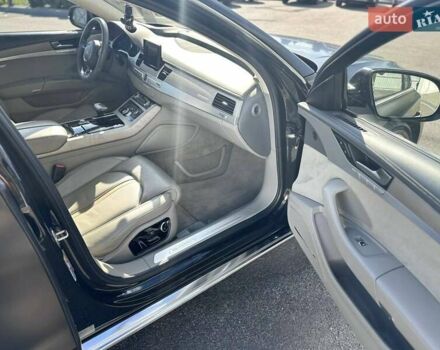 Чорний Ауді A8, об'ємом двигуна 4.13 л та пробігом 263 тис. км за 33500 $, фото 38 на Automoto.ua