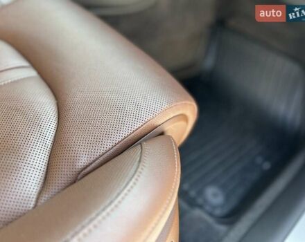 Чорний Ауді A8, об'ємом двигуна 3.99 л та пробігом 140 тис. км за 33900 $, фото 67 на Automoto.ua