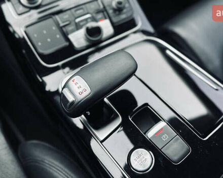 Черный Ауди А8, объемом двигателя 3 л и пробегом 189 тыс. км за 19300 $, фото 12 на Automoto.ua