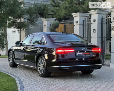 Чорний Ауді A8, об'ємом двигуна 3.99 л та пробігом 163 тис. км за 165000 $, фото 9 на Automoto.ua