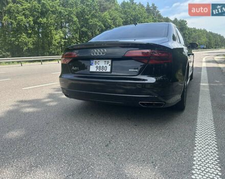 Черный Ауди А8, объемом двигателя 3 л и пробегом 130 тыс. км за 24000 $, фото 2 на Automoto.ua