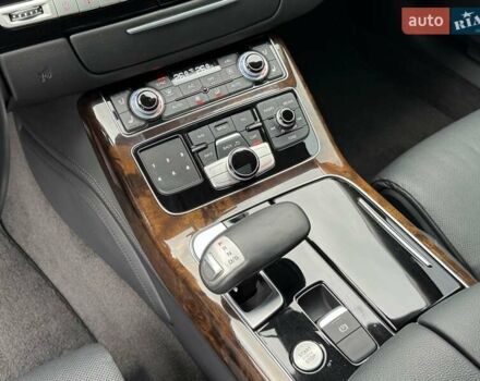 Чорний Ауді A8, об'ємом двигуна 3 л та пробігом 122 тис. км за 28999 $, фото 34 на Automoto.ua