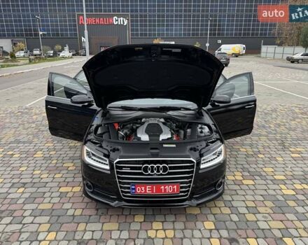 Чорний Ауді A8, об'ємом двигуна 3 л та пробігом 122 тис. км за 28999 $, фото 92 на Automoto.ua