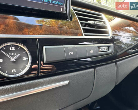 Черный Ауди А8, объемом двигателя 2.97 л и пробегом 158 тыс. км за 29999 $, фото 140 на Automoto.ua