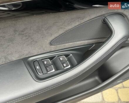 Чорний Ауді A8, об'ємом двигуна 3 л та пробігом 122 тис. км за 28999 $, фото 52 на Automoto.ua