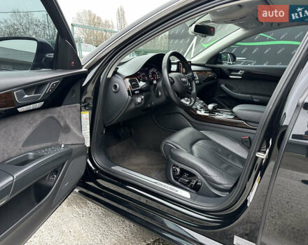 Черный Ауди А8, объемом двигателя 3 л и пробегом 170 тыс. км за 24999 $, фото 5 на Automoto.ua