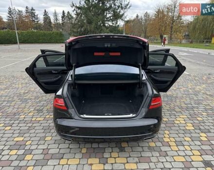 Чорний Ауді A8, об'ємом двигуна 3 л та пробігом 122 тис. км за 28999 $, фото 86 на Automoto.ua