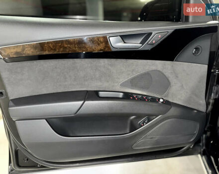 Чорний Ауді A8, об'ємом двигуна 3 л та пробігом 115 тис. км за 29900 $, фото 23 на Automoto.ua