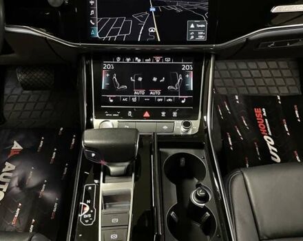 Ауди А8 2018 в Львове на Automoto.ua Черный Ауди А8, объемом двигателя 2.97 л и пробегом 106 тыс. км за 48700 $, фото 55 на Automoto.ua