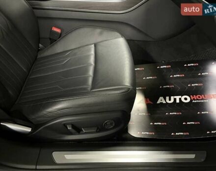 Ауди А8 2018 в Львове на Automoto.ua Черный Ауди А8, объемом двигателя 2.97 л и пробегом 106 тыс. км за 48700 $, фото 41 на Automoto.ua