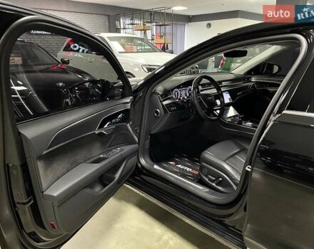 Ауди А8 2018 в Львове на Automoto.ua Черный Ауди А8, объемом двигателя 2.97 л и пробегом 106 тыс. км за 48700 $, фото 22 на Automoto.ua