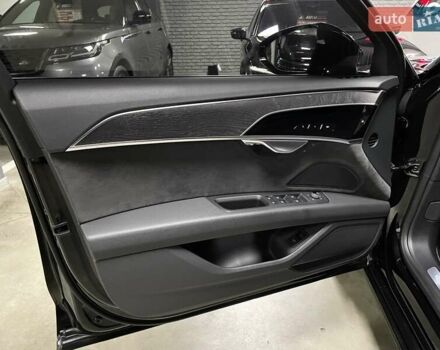 Ауди А8 2018 в Львове на Automoto.ua Черный Ауди А8, объемом двигателя 2.97 л и пробегом 106 тыс. км за 48700 $, фото 23 на Automoto.ua