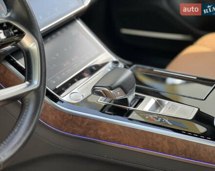 Черный Ауди А8, объемом двигателя 4 л и пробегом 60 тыс. км за 58000 $, фото 9 на Automoto.ua