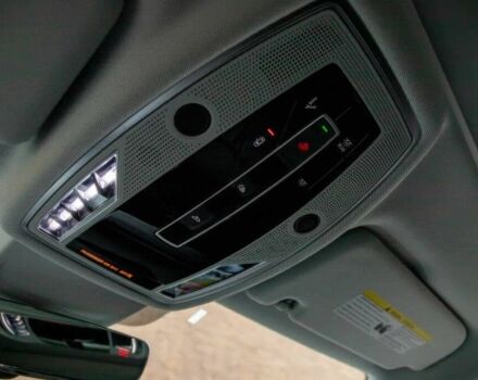 Чорний Ауді A8, об'ємом двигуна 3 л та пробігом 45 тис. км за 24000 $, фото 15 на Automoto.ua