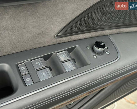 Черный Ауди А8, объемом двигателя 0 л и пробегом 50 тыс. км за 44999 $, фото 12 на Automoto.ua