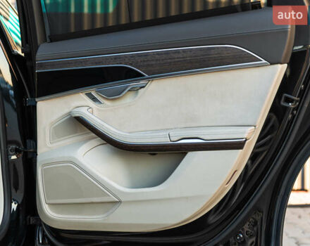 Черный Ауди А8, объемом двигателя 2.97 л и пробегом 145 тыс. км за 57500 $, фото 29 на Automoto.ua