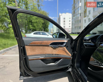 Черный Ауди А8, объемом двигателя 4 л и пробегом 60 тыс. км за 58000 $, фото 30 на Automoto.ua