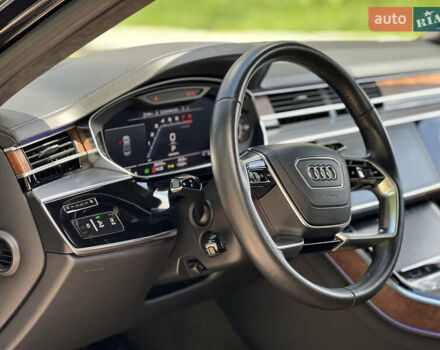 Черный Ауди А8, объемом двигателя 4 л и пробегом 60 тыс. км за 58000 $, фото 10 на Automoto.ua