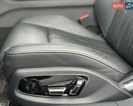 Черный Ауди А8, объемом двигателя 0 л и пробегом 50 тыс. км за 44999 $, фото 70 на Automoto.ua