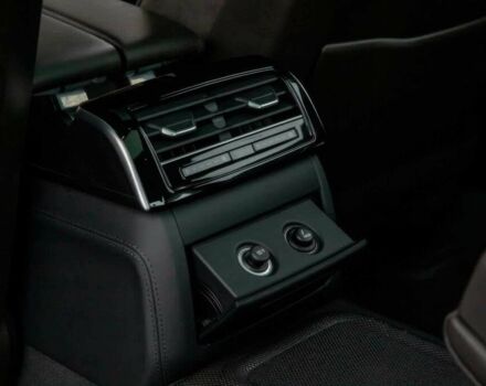 Чорний Ауді A8, об'ємом двигуна 3 л та пробігом 45 тис. км за 24000 $, фото 16 на Automoto.ua