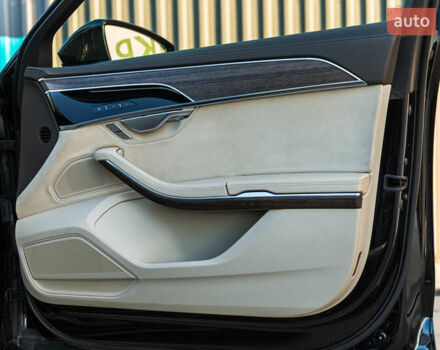 Черный Ауди А8, объемом двигателя 2.97 л и пробегом 145 тыс. км за 57500 $, фото 31 на Automoto.ua