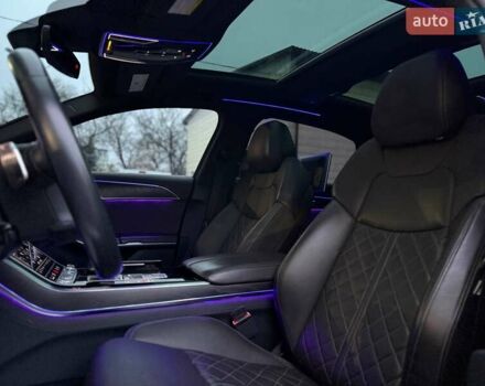 Чорний Ауді A8, об'ємом двигуна 0 л та пробігом 105 тис. км за 48500 $, фото 19 на Automoto.ua