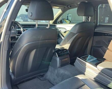 Чорний Ауді A8, об'ємом двигуна 2.97 л та пробігом 56 тис. км за 57700 $, фото 10 на Automoto.ua